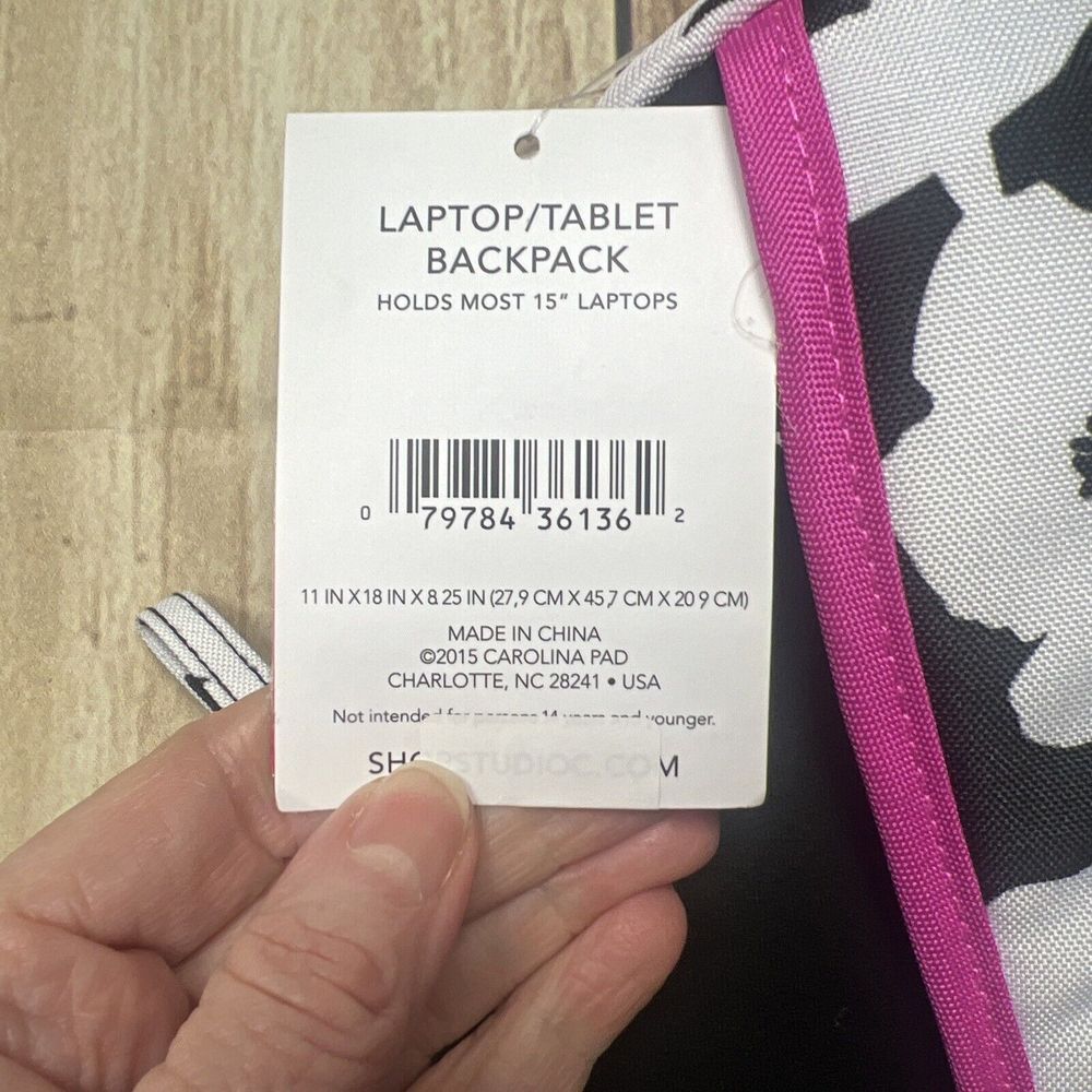 Studio C Backpack Laptop Tablet Holds Most 15" Laptops Black Pink Floral NEW - Picture 3 of 6